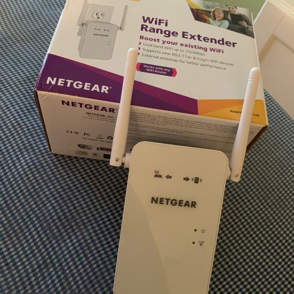 Netgear R6300 Smart Wifi Router & Range Extender - Picture 8 of 14
